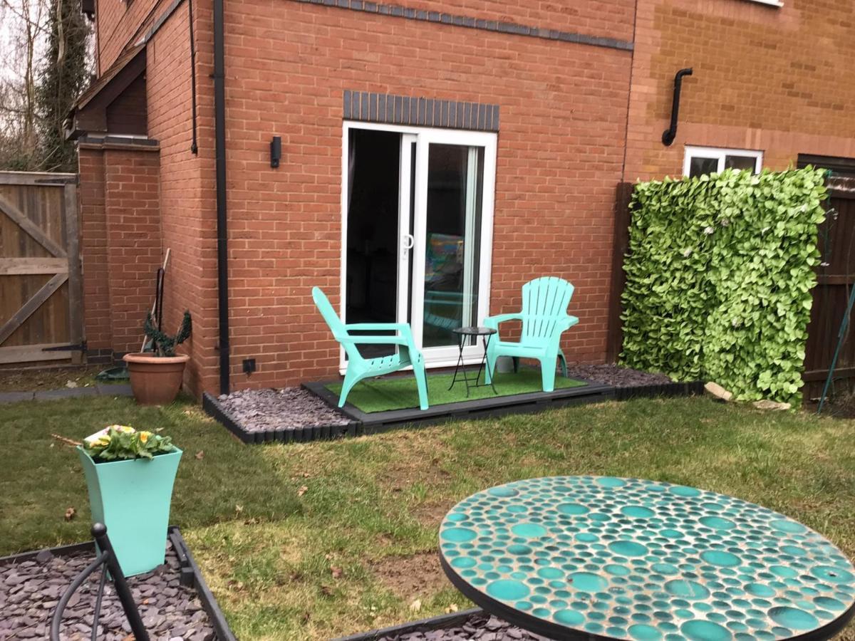 Worcester Fabulous Cherry Tree Mews Self Check In Dogs Welcome By Prior Arrangement , 2 Double Bedrooms ,Super Fast Wi-Fi, With Free Off Road Parking For 2 Vehicles Near Royal Hospital And Woodland Walks Eksteriør bilde