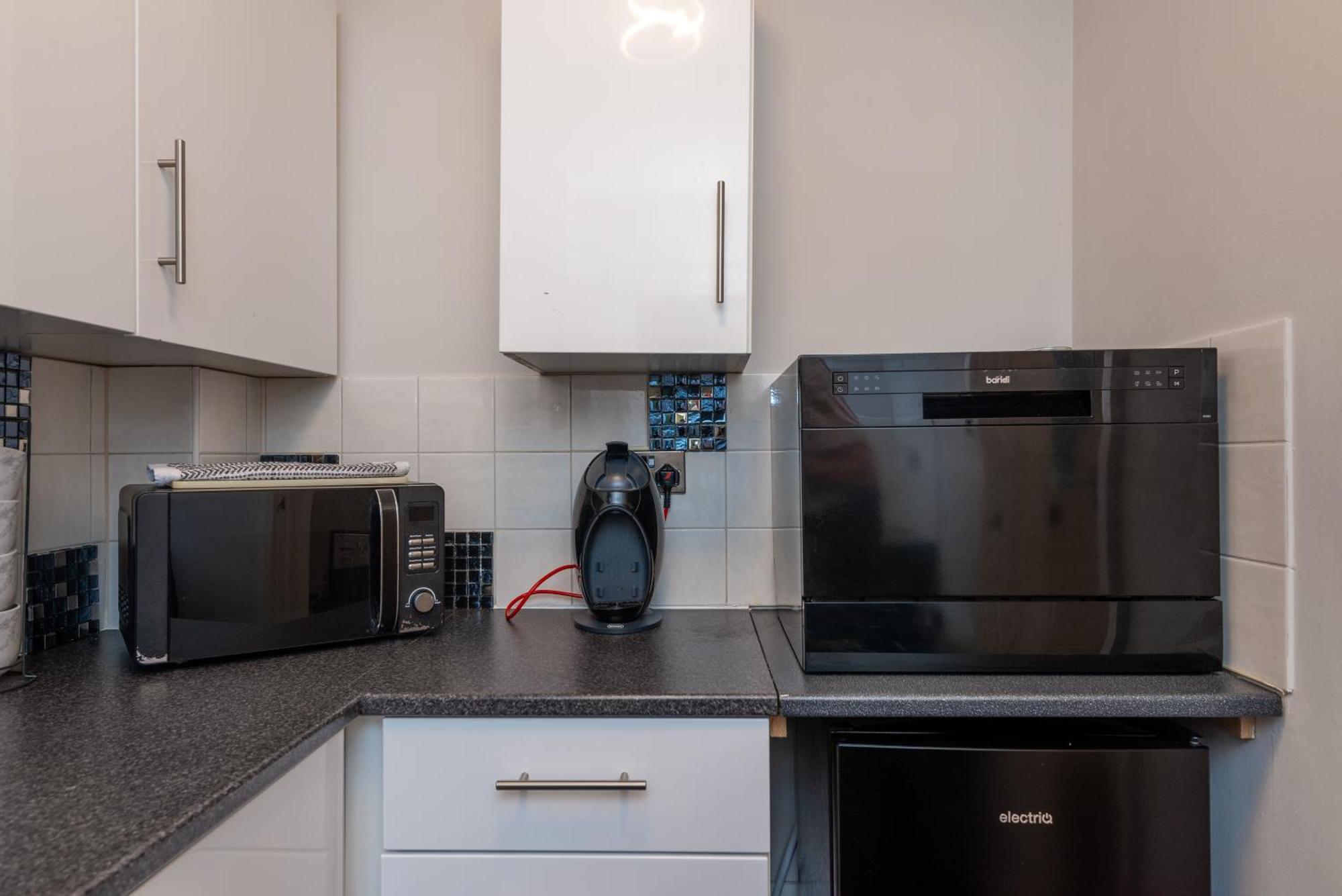 Worcester Fabulous Cherry Tree Mews Self Check In Dogs Welcome By Prior Arrangement , 2 Double Bedrooms ,Super Fast Wi-Fi, With Free Off Road Parking For 2 Vehicles Near Royal Hospital And Woodland Walks Eksteriør bilde
