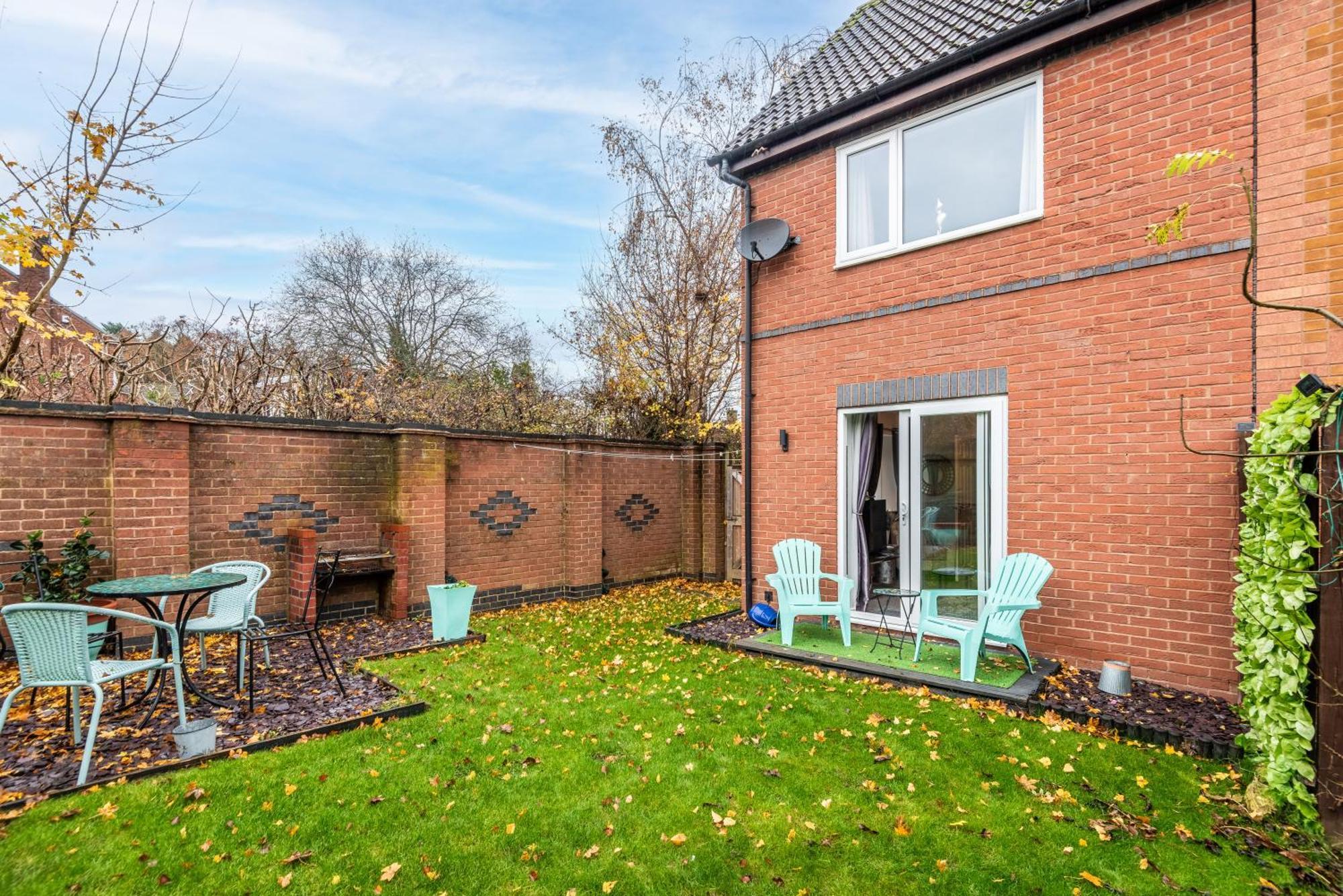 Worcester Fabulous Cherry Tree Mews Self Check In Dogs Welcome By Prior Arrangement , 2 Double Bedrooms ,Super Fast Wi-Fi, With Free Off Road Parking For 2 Vehicles Near Royal Hospital And Woodland Walks Eksteriør bilde
