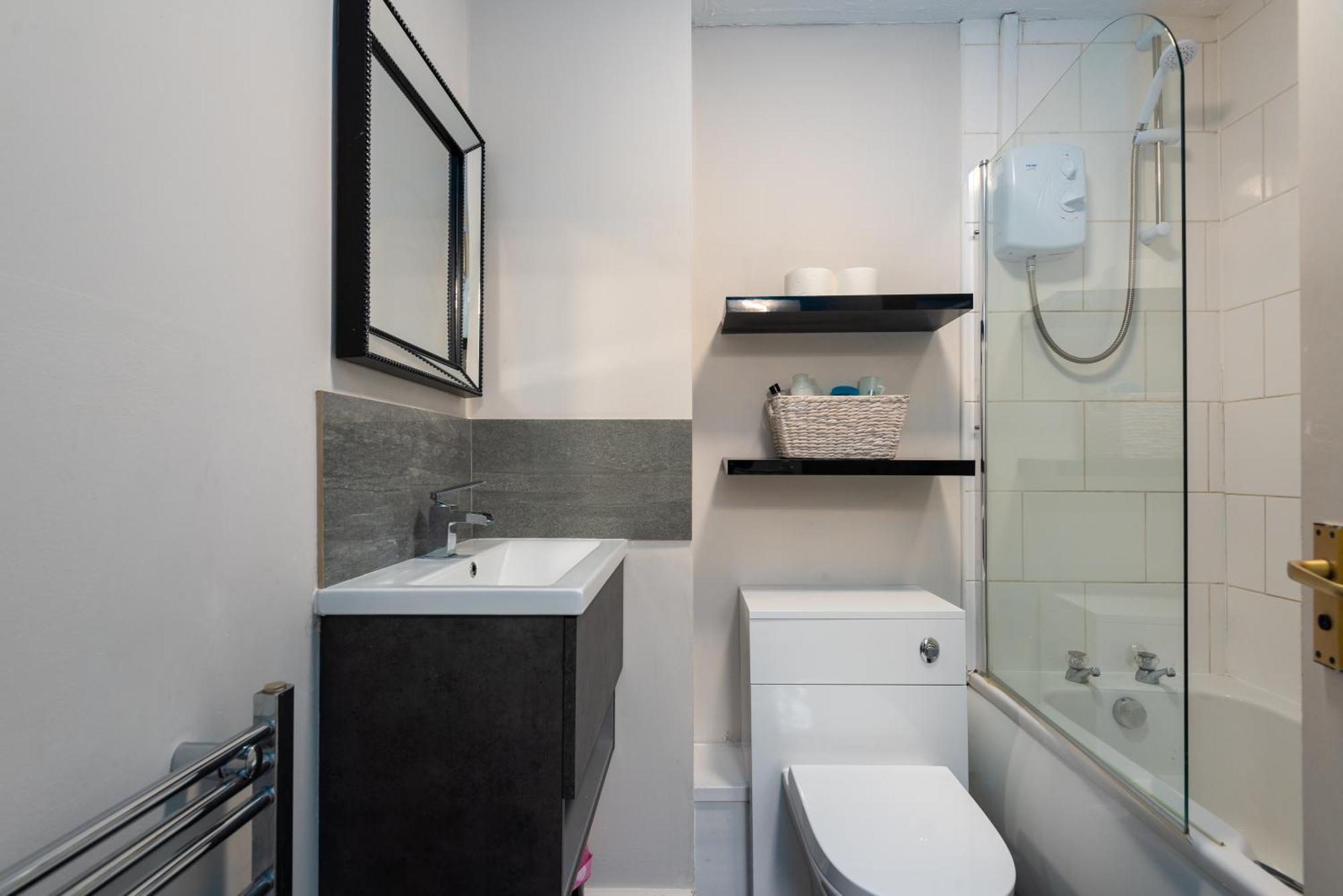 Worcester Fabulous Cherry Tree Mews Self Check In Dogs Welcome By Prior Arrangement , 2 Double Bedrooms ,Super Fast Wi-Fi, With Free Off Road Parking For 2 Vehicles Near Royal Hospital And Woodland Walks Eksteriør bilde