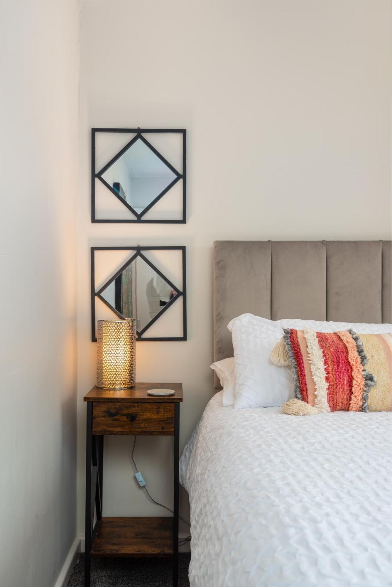 Worcester Fabulous Cherry Tree Mews Self Check In Dogs Welcome By Prior Arrangement , 2 Double Bedrooms ,Super Fast Wi-Fi, With Free Off Road Parking For 2 Vehicles Near Royal Hospital And Woodland Walks Eksteriør bilde